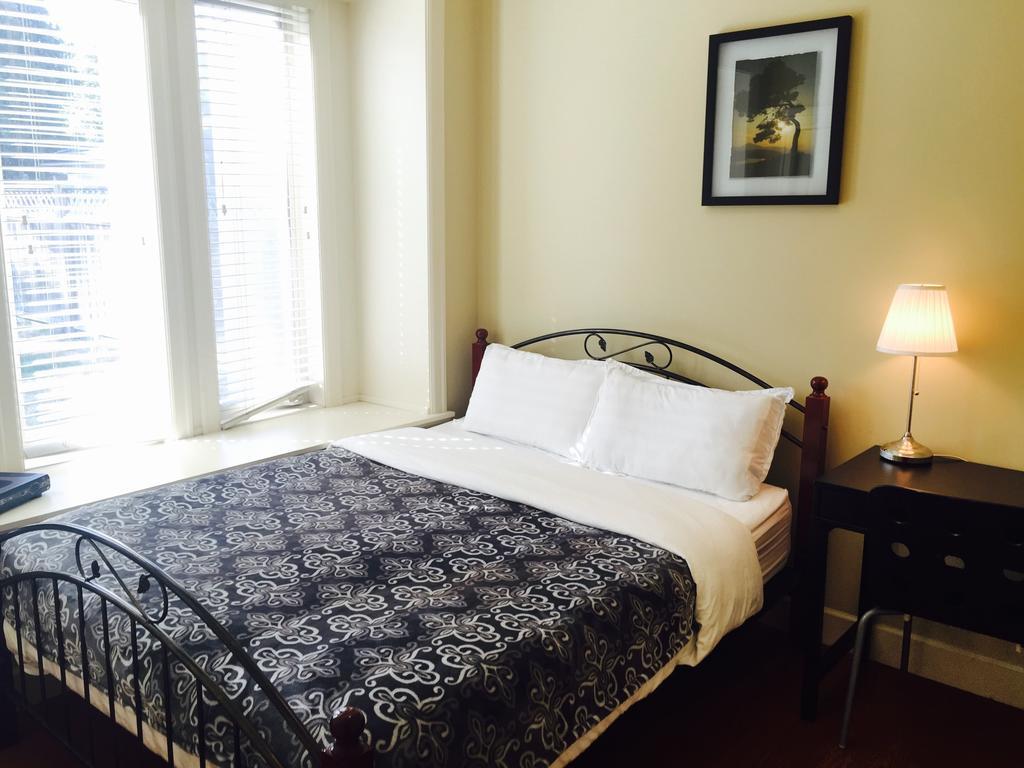 Imperial House Bed and Breakfast Burnaby Kamer foto