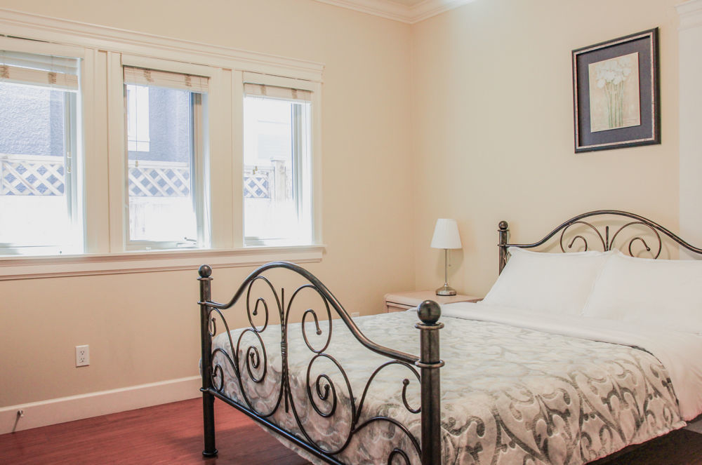 Imperial House Bed and Breakfast Burnaby Buitenkant foto